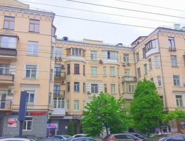 1-bedroom apartment in the center of Kyiv photo 1