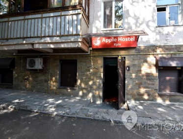 Комерційне приміщення з окремим входом Влолодимирська 76б фото 1