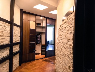 Elite apartment in a quiet area of the city center photo 2