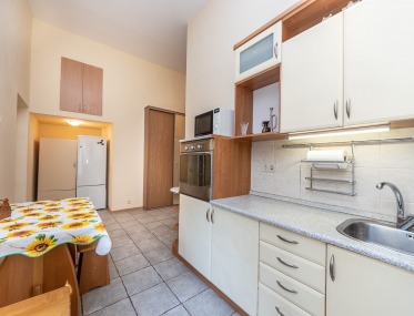 1-room apartment on Yaroslaviv Val 21G. Golden Gate photo 3