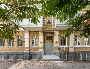 1-room apartment on Yaroslaviv Val 21G. Golden Gate photo 4