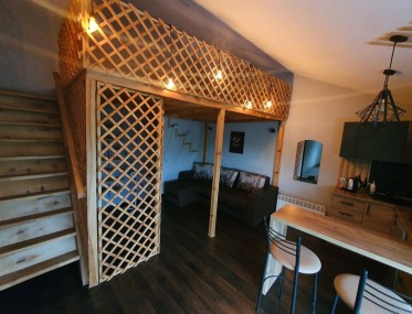 One-room penthouse in Solomianskyi district photo 4