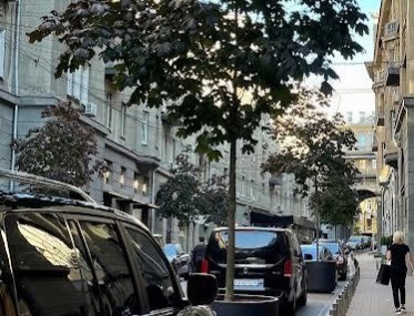 Selling the 2-bedroom apartment in the Passage photo 4