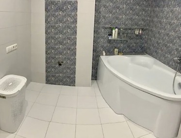 Sale big four room apartment with staning view photo 2