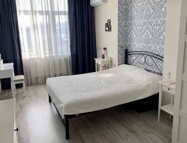 Sale big four room apartment with staning view photo 1