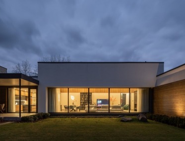 Ультра сучасний будинок в Лісниках зображення 1 Ультра сучасний будинок в Лісниках фото 1