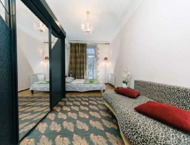 2-room apartment at Prorizna 4 photo 2