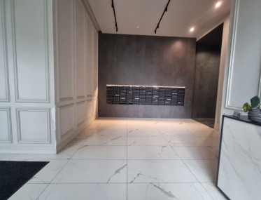 Kyiv French Quarter 2BR Luxury Apartment Near Metro photo 2