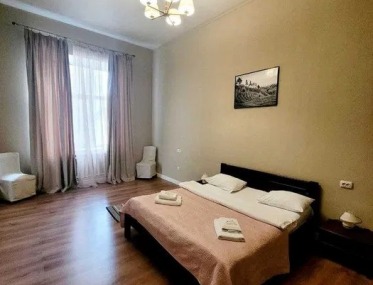 2-room apartment at Bohdana Khmelnytskoho 10 photo 1