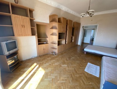 2-room apartment at Volodymyrska 19A photo 3