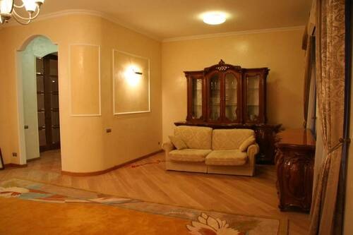 Sell 2-room apartment. Киев, Малоподвальная, 1/7 — photo 3
