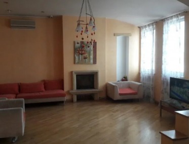 2-bedroom apartment near Maidan Nezalezhnosti photo 1