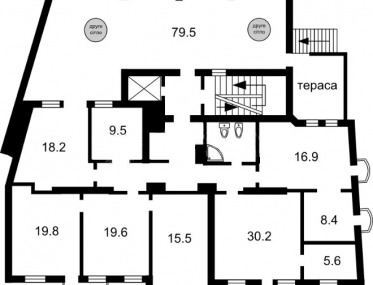 A building near Maidan Nezalezhnosti photo 4