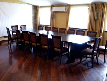 Будівля біля Контрактової площі фото 2