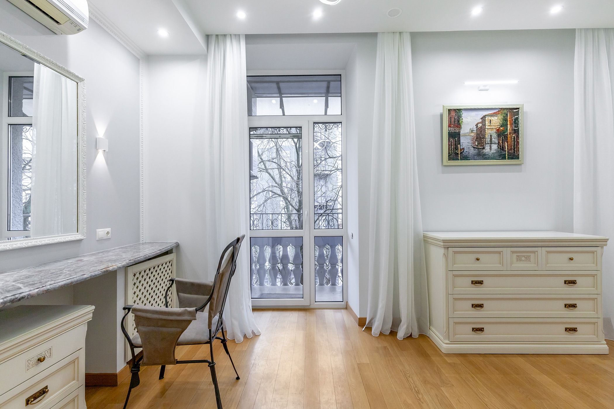 Rent out 4-room apartment. Киев, Франка, 22-24 — photo 12