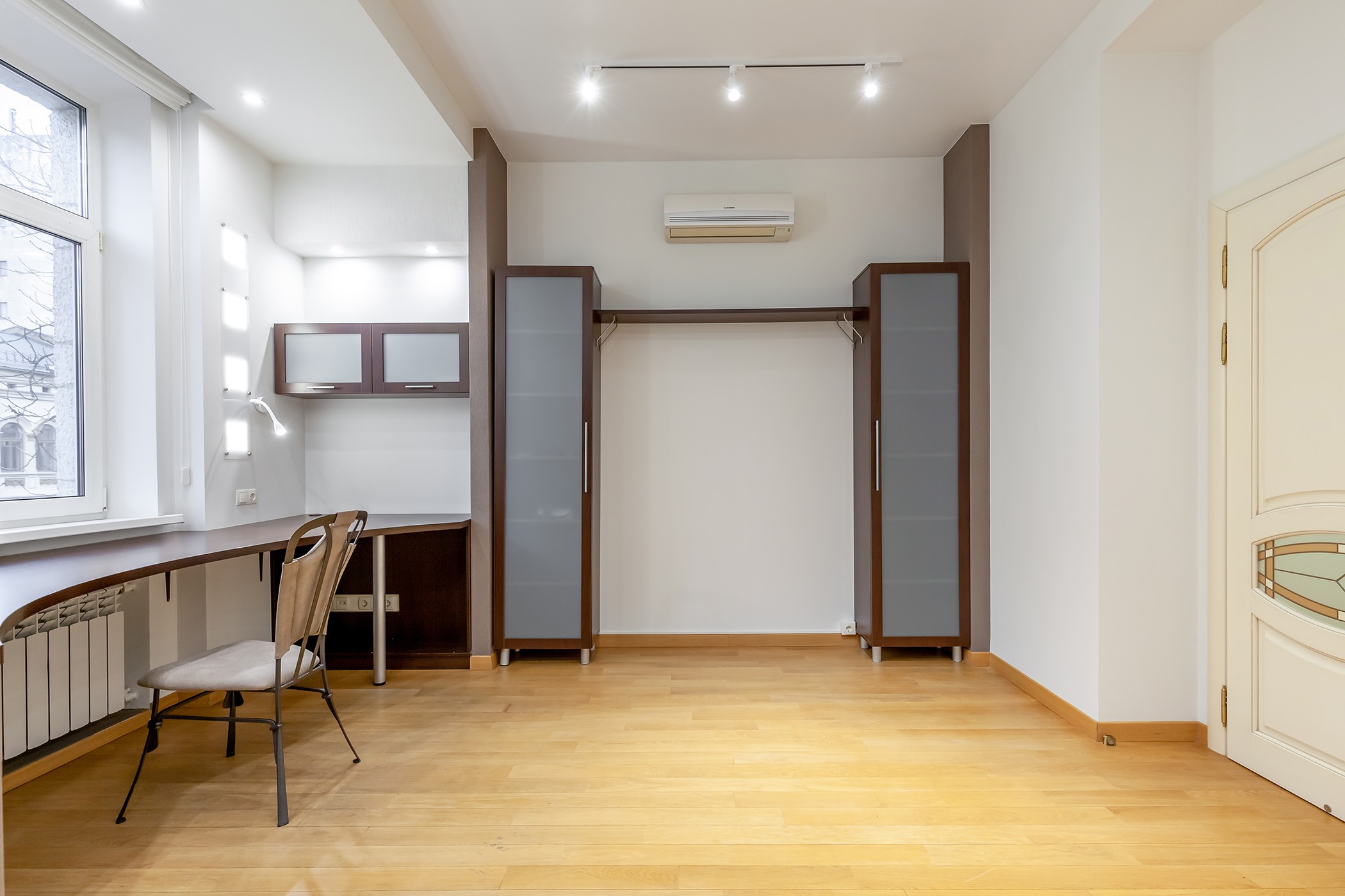 Rent out 4-room apartment. Киев, Франка, 22-24 — photo 6