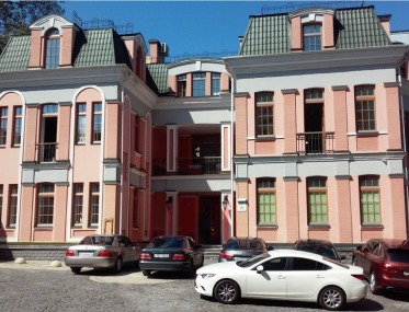 Wonderful building for sale on Podil image 1 Wonderful building for sale on Podil photo 1