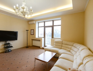 Amazing Penthouse Apartment on Maydan with Great View photo 1