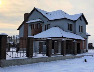 House in a cottage town in the Kyiv photo 1