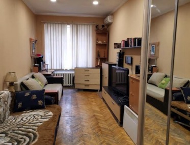 1-кімнатна квартира в історичному центрі Києва фото 3