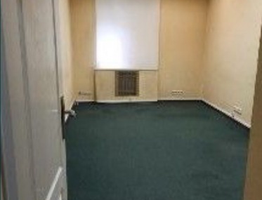 Facade room in the center photo 4