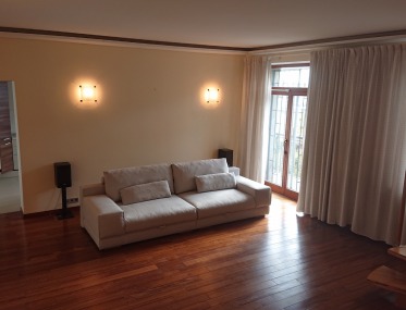 4-кімнатна квартира в центрі Києва фото 3