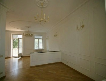 3-bedroom apartment in the historycal center of Kyiv photo 3